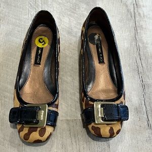 Bandolino Leather cowprint flats